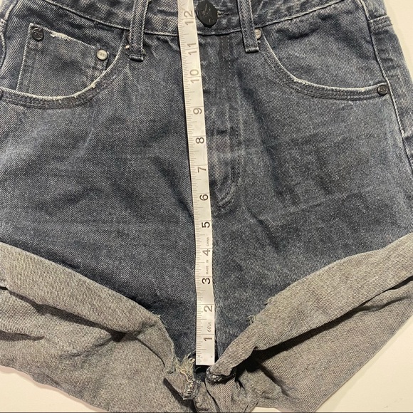 One Teaspoon Washed Black High Waisted Raw Hem Rolled Cuffed Shorts Size 25 - Picture 13 of 13